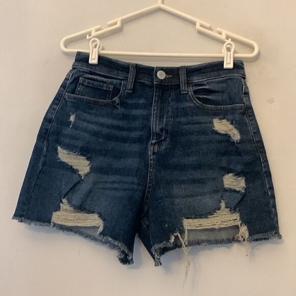 So super high rise denim  distressed shorts Size 9/29W NWT - Picture 2 of 6